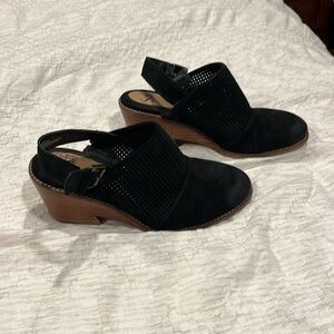 Soft, comfortable AND adorable, Sofft size 8.5 suede black clogs with buckle
